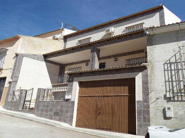 Chalet en venta en Gilena, Andalucía