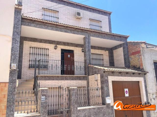 Chalet en venta en Gilena, Andalucía