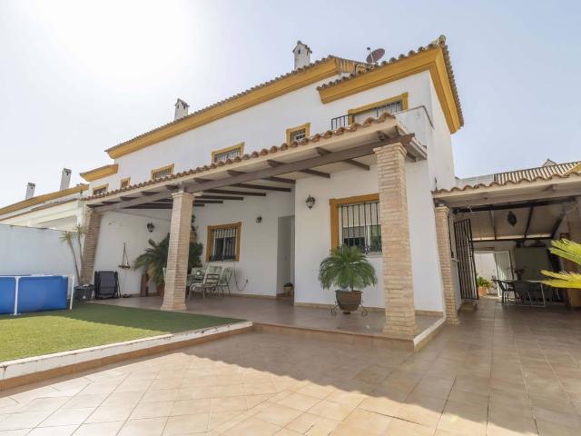 Chalet en venta en Barrio de Nicolás, Gines