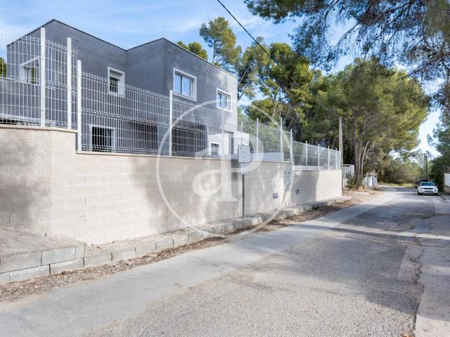 Chalet en venta en La Hoya de Buñol, Valencia