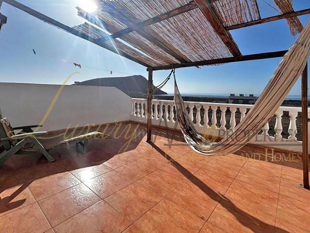 Chalet en venta en Los Cuervos, Granadilla de Abona