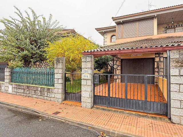 Chalet en venta en Higuera De Las Dueñas, Castilla y León