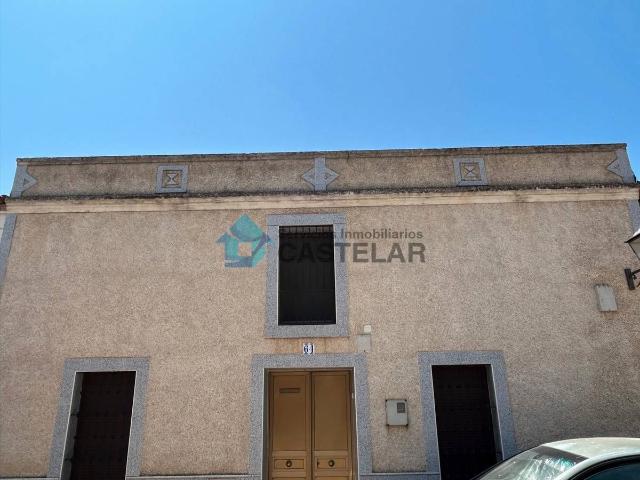 Villa en venta en Higuera De Vargas