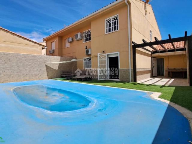 Villa en venta en Horcajo De Santiago