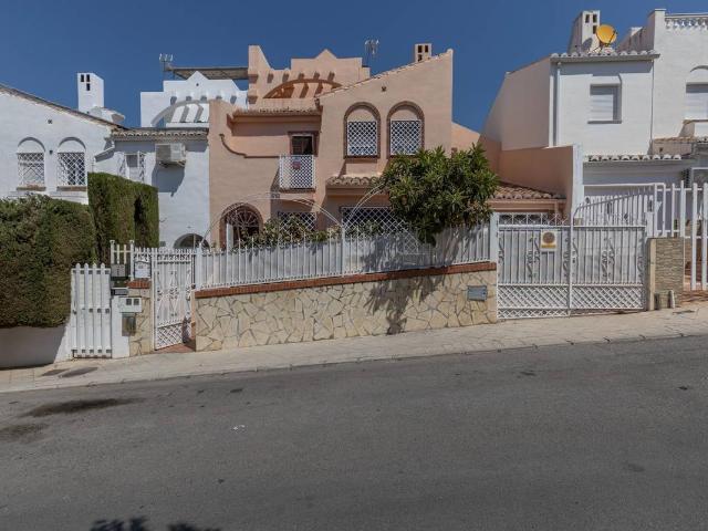 Chalet en venta en Comarca de la Vega de Granada, Andalucía