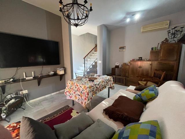 Chalet en venta en Olivares, Andalucía