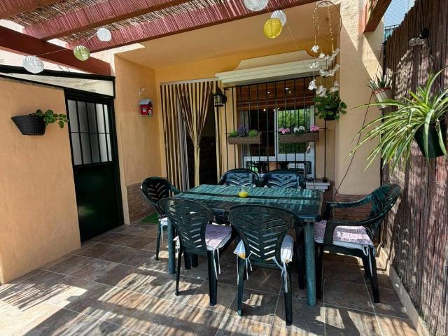 Chalet en venta en La Antilla, Costa Occidental