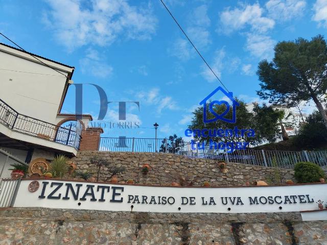 Villa en venta en Iznate