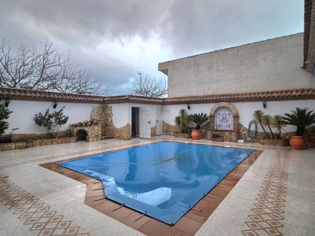 Chalet en venta en Jamilena, Andalucía