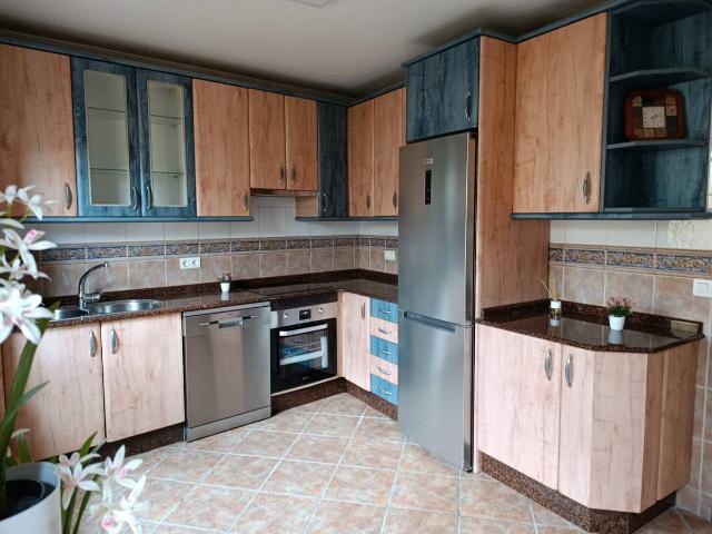Chalet en venta en Avilés, Asturias