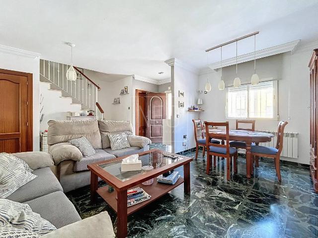 Villa en venta en Jun