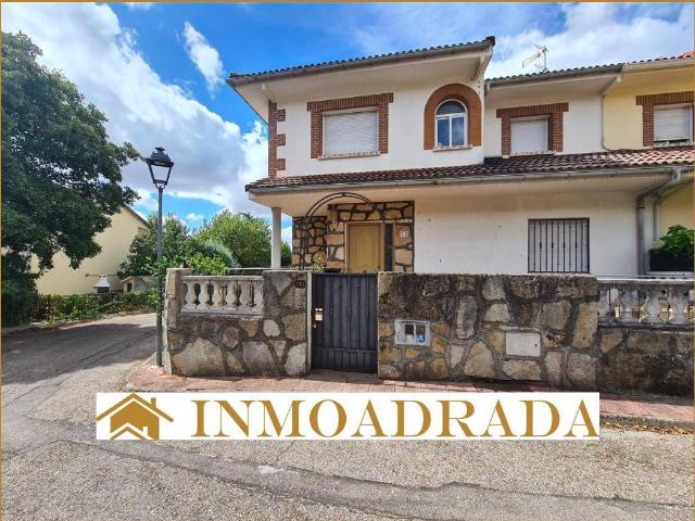 Chalet en venta en La Adrada, Castilla y León
