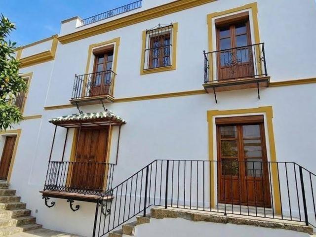 Chalet en venta en La Algaba, Andalucía
