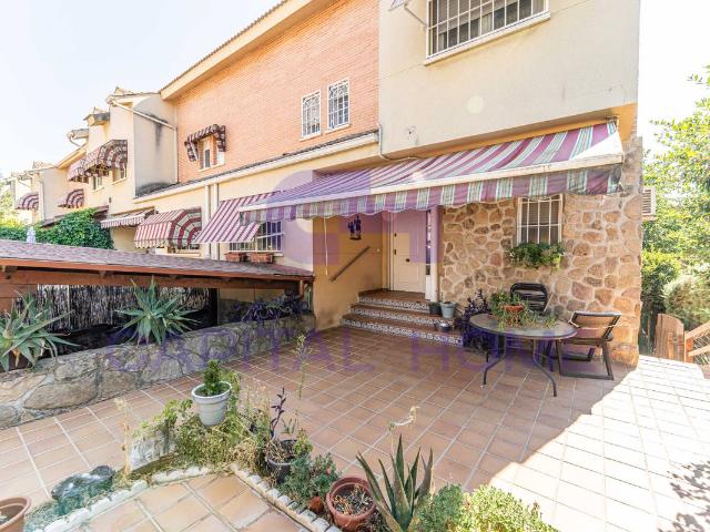 Chalet en venta en Arroyomolinos, Madrid