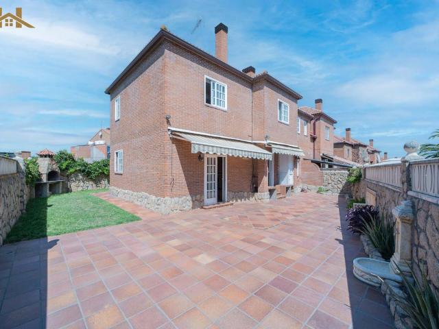 Villa en venta en Arroyomolinos Villa en venta en Arroyomolinos