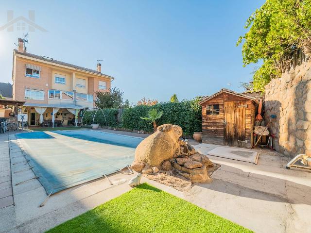 Chalet en venta en Arroyomolinos, Madrid
