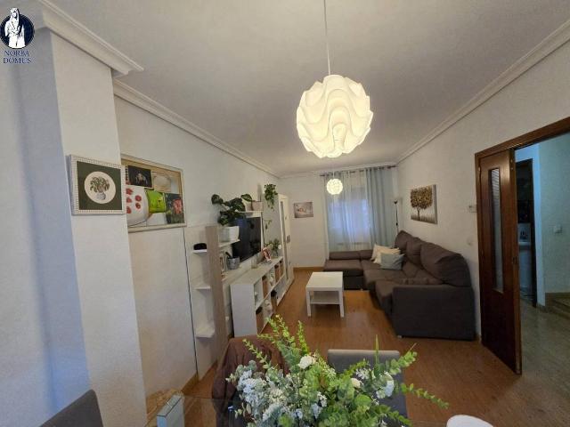 Chalet en venta en Santiago, Cáceres