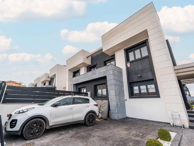 Chalet en venta en Casco Antiguo, Navalcarnero