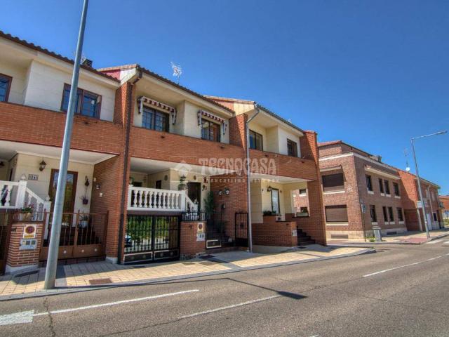 Villa en venta en Arroyo De La Encomienda, Arroyo