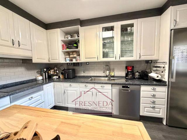 Chalet en venta en Santolaya, Siero