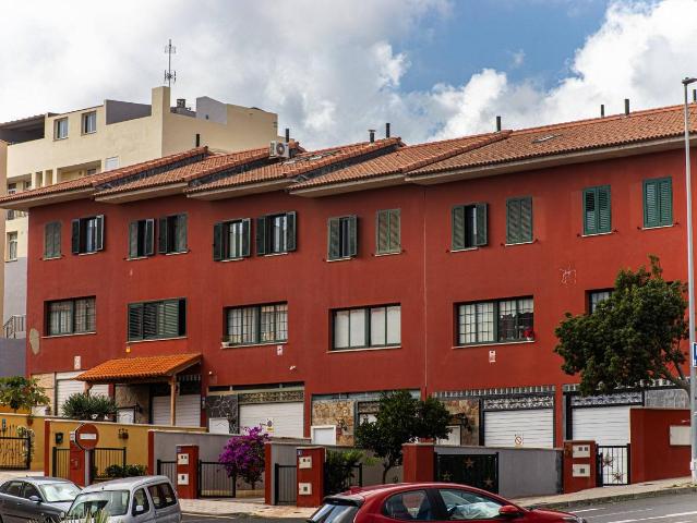 Chalet en venta en Los Hoteles, Tenerife