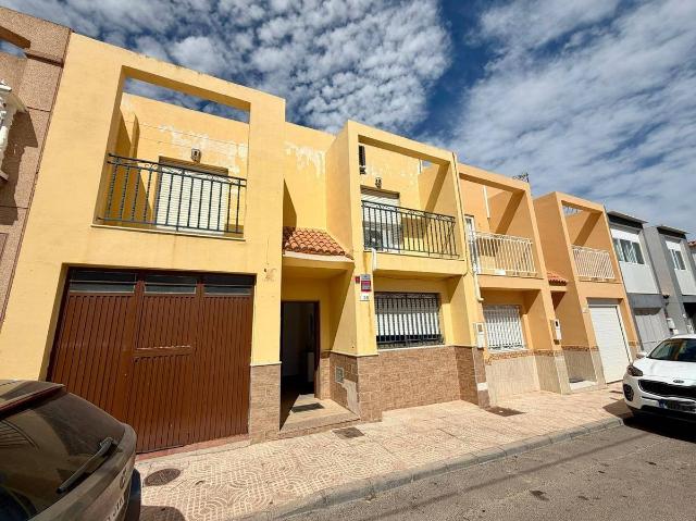 Chalet en venta en Vícar, Andalucía