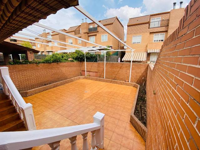 Chalet en venta en Distrito I, Alcalá De Henares