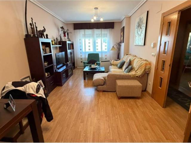 Chalet en venta en La Gineta, Albacete