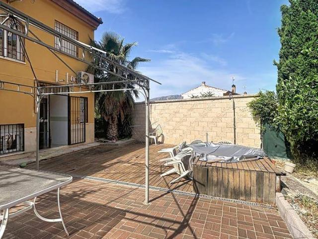Chalet en venta en La Guardia De Jaén, Andalucía
