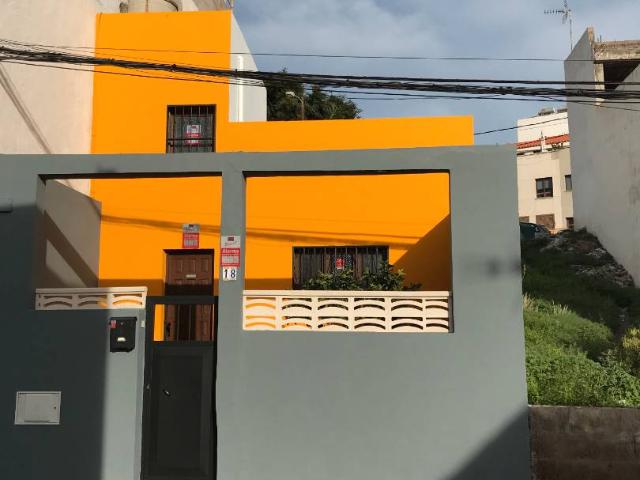 Chalet en venta en San José de las Longueras, Telde