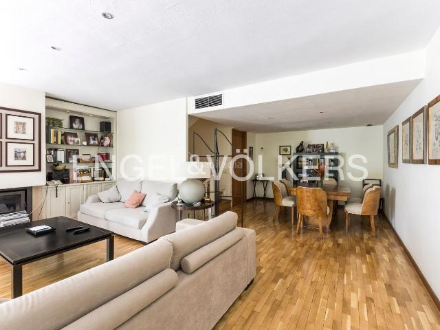 Chalet en venta en Hortaleza, Madrid