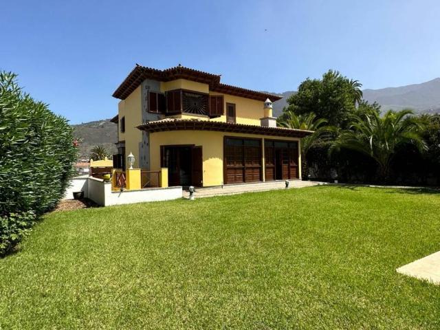Casa en venta en La orotava