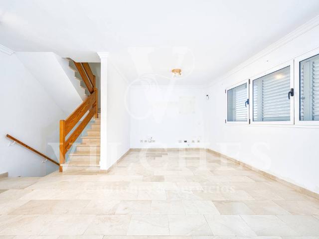 Chalet en venta en San José de las Longueras, Telde
