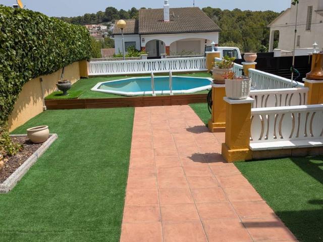Chalet en venta en el Castell de Montornès, Tarragonès