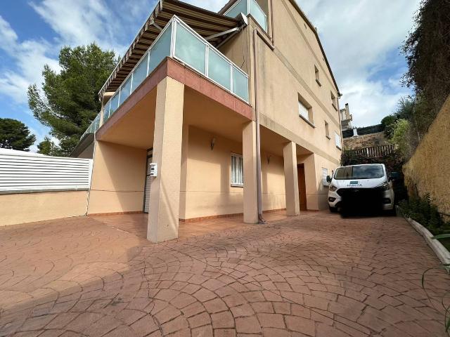 Chalet en venta en el Castell de Montornès, Tarragonès
