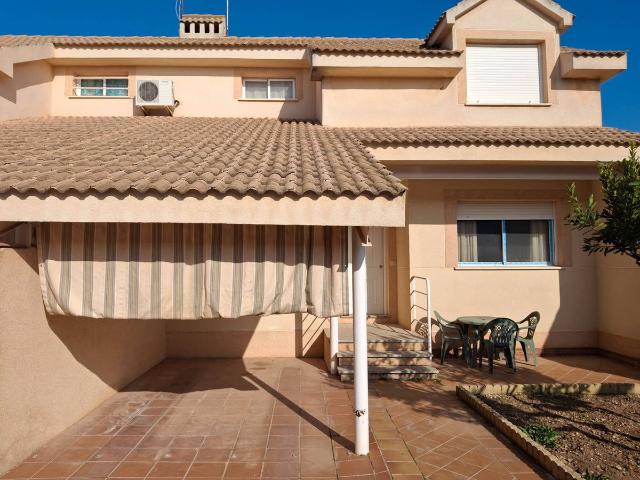 Chalet en venta en La Puebla De Almoradiel, Castilla-La Mancha