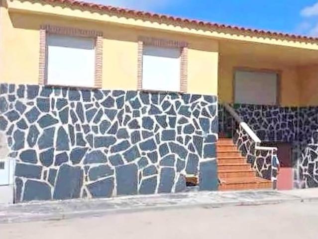 Villa en venta en La Pueblanueva