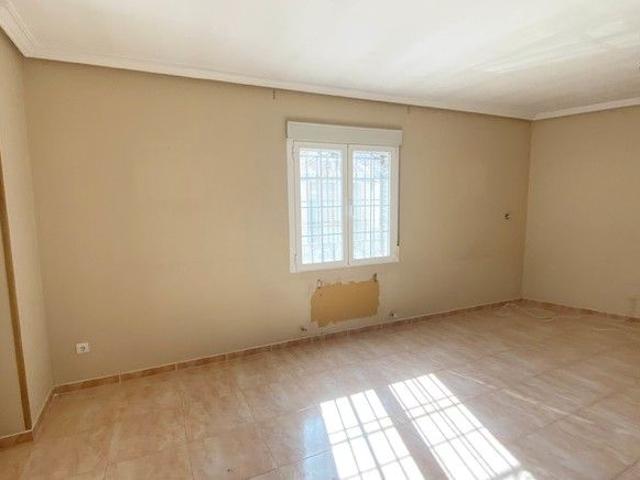 Villa en venta en La Pueblanueva