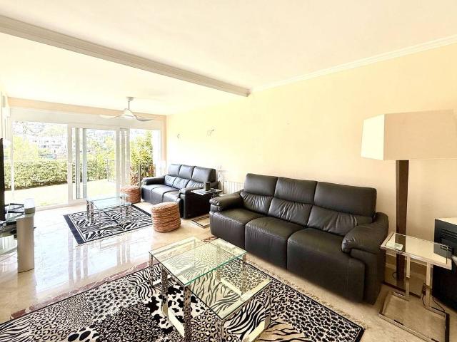 Chalet en venta en Benahavís, Málaga