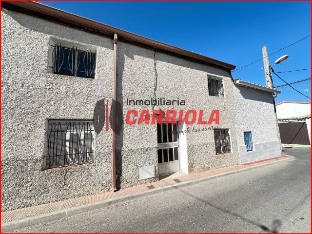 Villa en venta en La Torre De Esteban Hambrán Villa en venta en La Torre De Esteban Hambrán