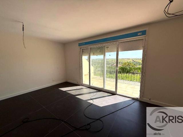 Villa en venta en La Torre De Esteban Hambrán