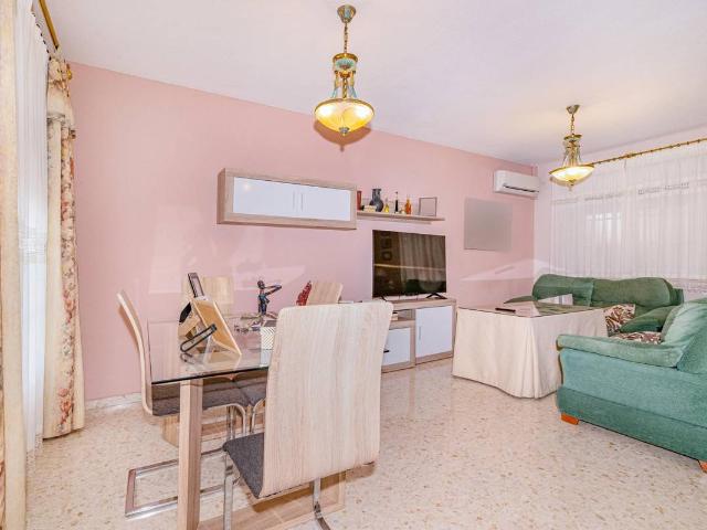 Villa en venta en La Zubia, Barrio Ermitaño