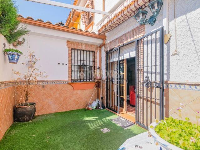 Villa en venta en La Zubia, Barrio Ermitaño