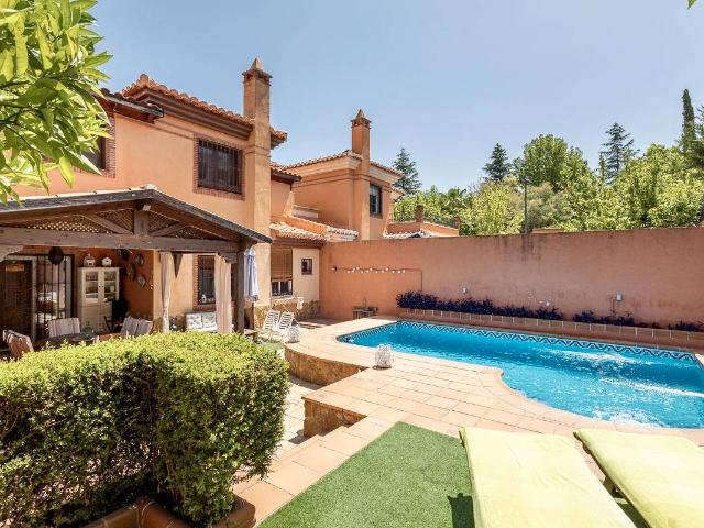 Villa en venta en La Zubia, Barrio Ermitaño