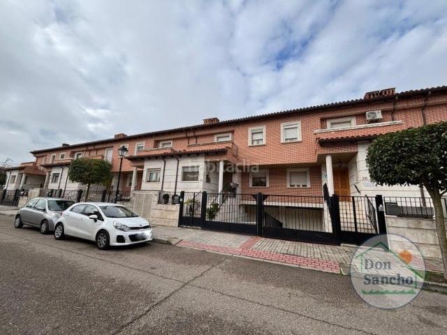 Chalet en venta en Laguna De Duero, Castilla y León