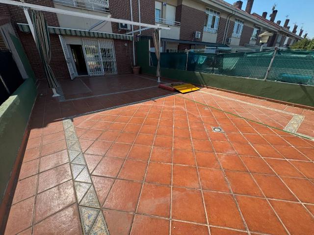 Villa en venta en Parla, La Laguna
