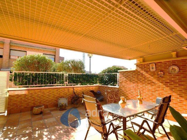 Chalet en venta en Villapatro, Lardero