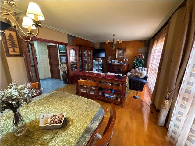 Chalet en venta en Villapatro, Lardero