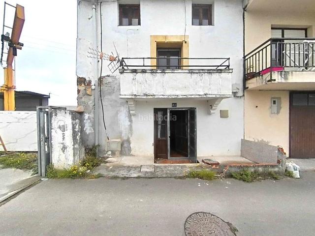 Chalet en venta en Laredo