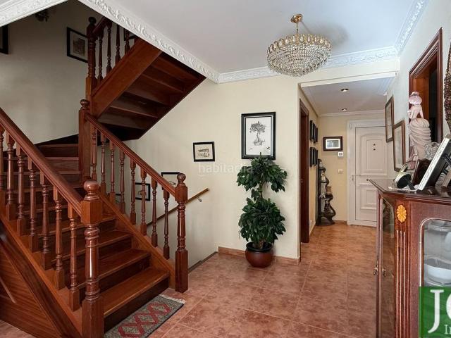 Chalet en venta en Laredo